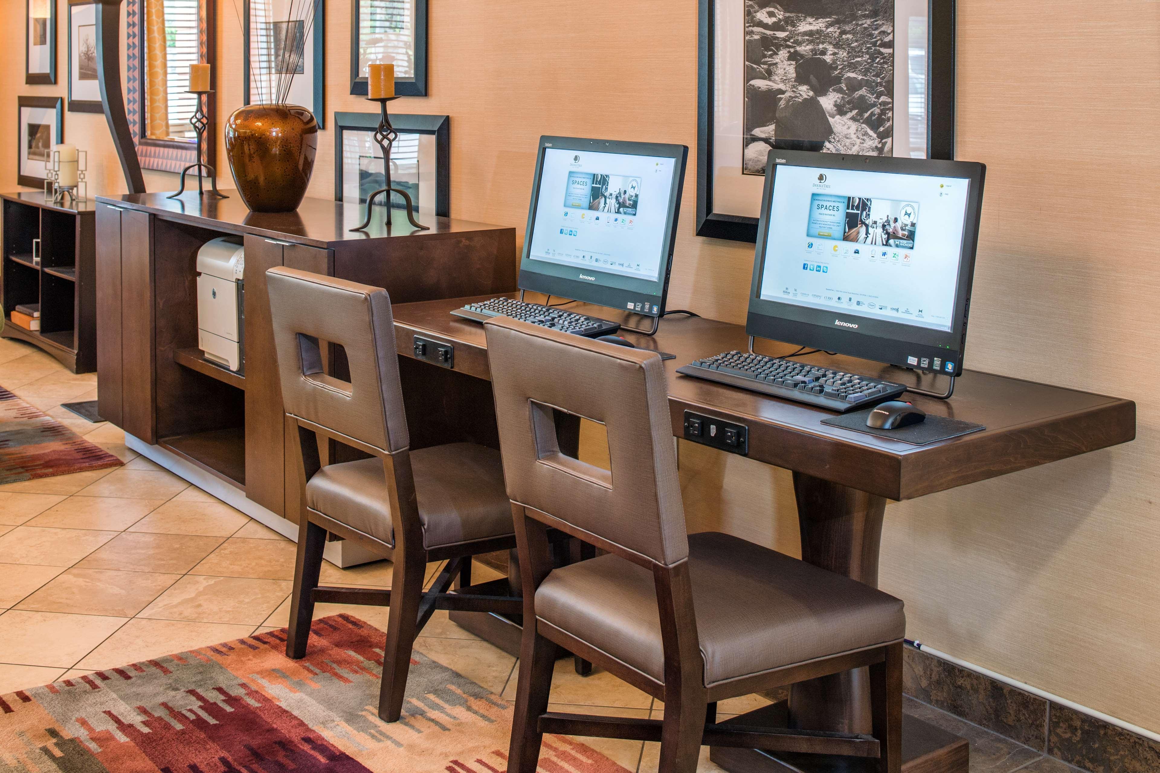 Doubletree By Hilton Portland - Beaverton Buitenkant foto